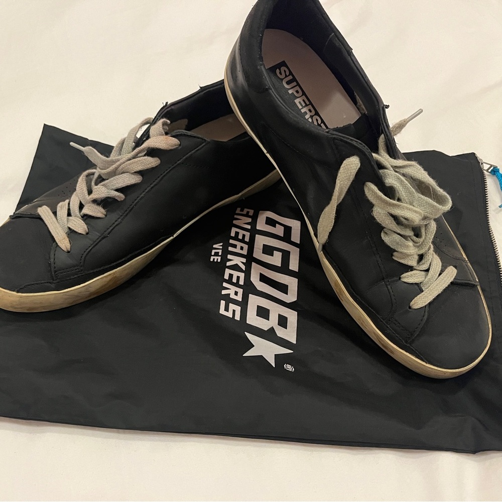Golden Goose Superstar shoes size 41